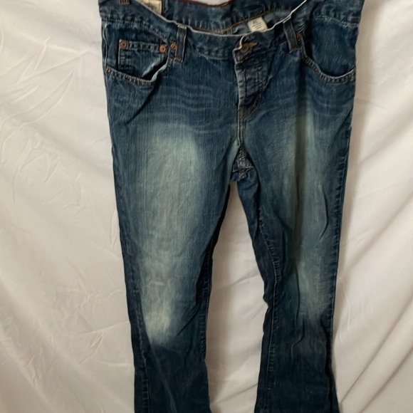 Abercrombie & Fitch: Mid-rise bootcut Jeans- 8L - Picture 15 of 16